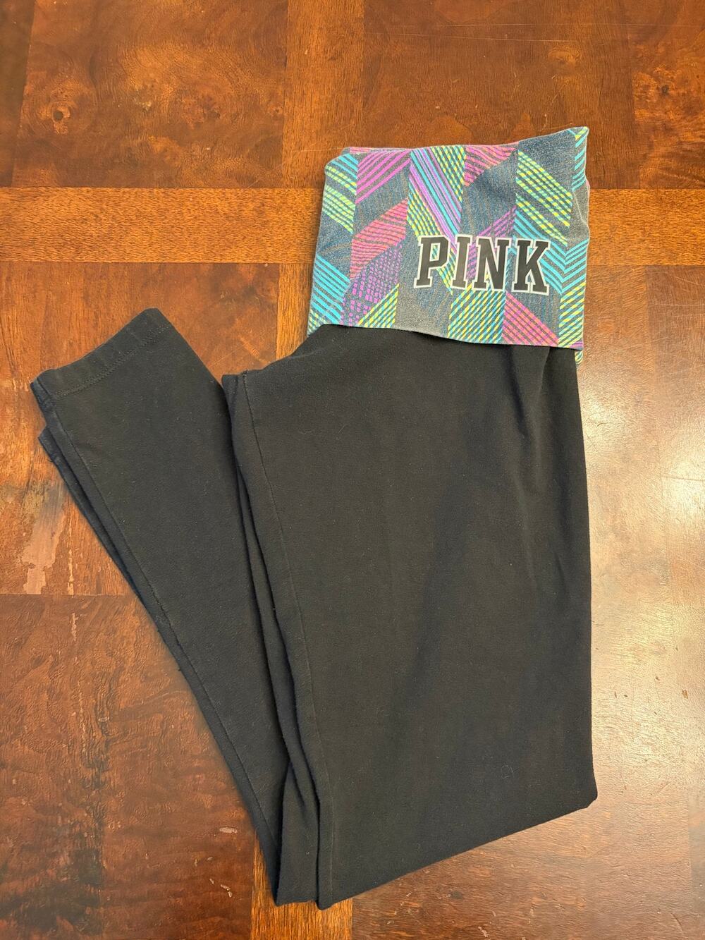 PINK Victorias Secret Fold Over Chevron Aztec Patten Dog Logo Leggings Small Y2K